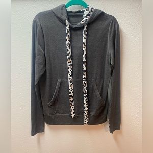 NWT Womans S Leopard Print Drawstring Grey Pullover